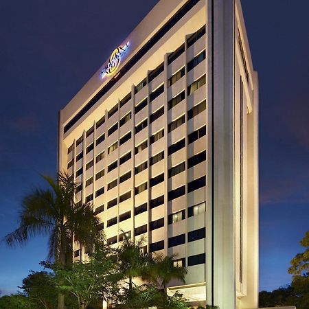 Singgasana Hotel マカッサル エクステリア 写真