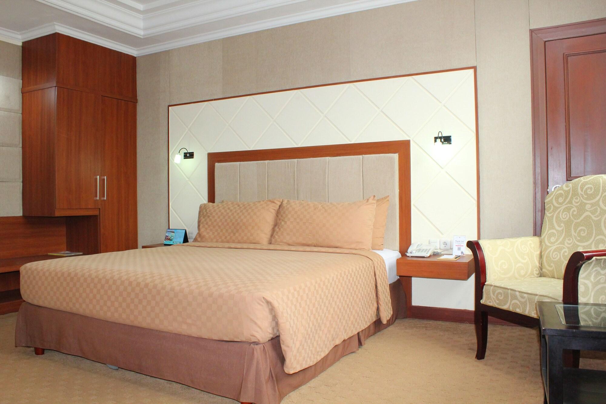 Singgasana Hotel マカッサル エクステリア 写真