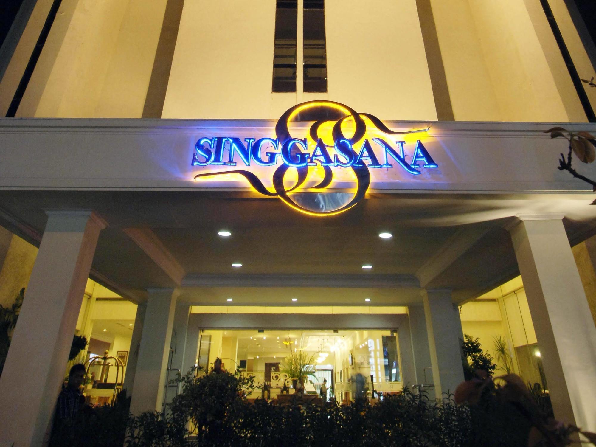 Singgasana Hotel マカッサル エクステリア 写真